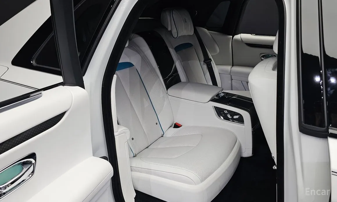 Фото 15 - Rolls-Royce Ghost