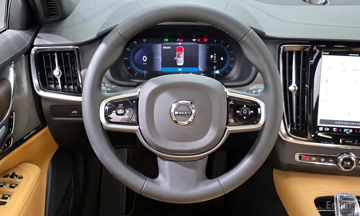 Фото 13 - Volvo S90