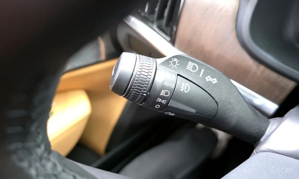 Фото 14 - Volvo S90