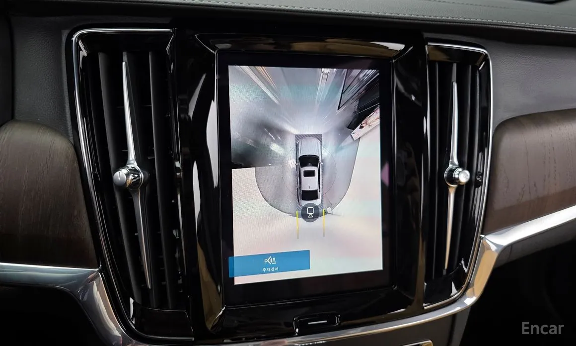 Фото 16 - Volvo S90