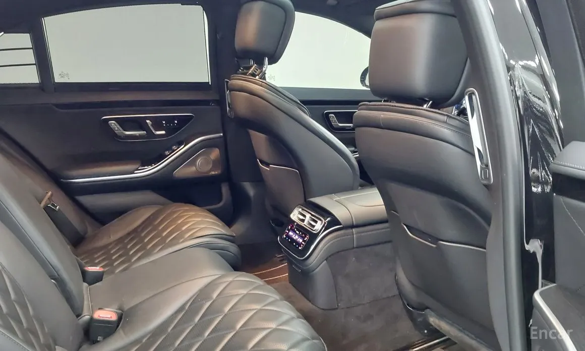 Фото 10 - Mercedes-Benz S-Class