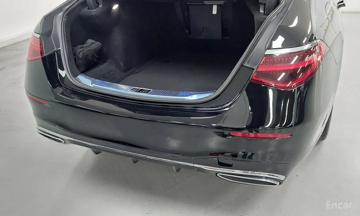 Фото 11 - Mercedes-Benz S-Class