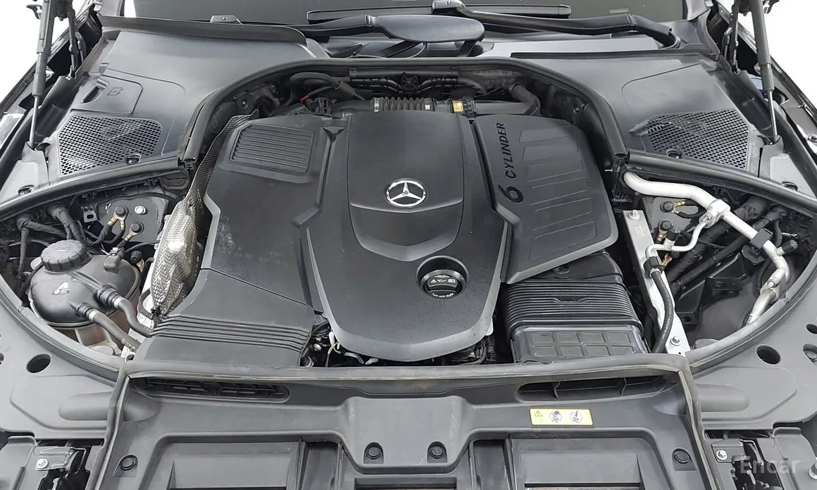 Фото 6 - Mercedes-Benz S-Class