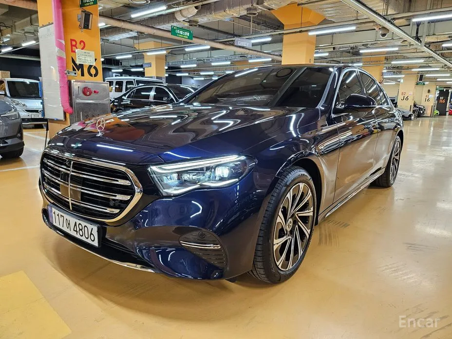 Фото 1 - Mercedes-Benz E-Class