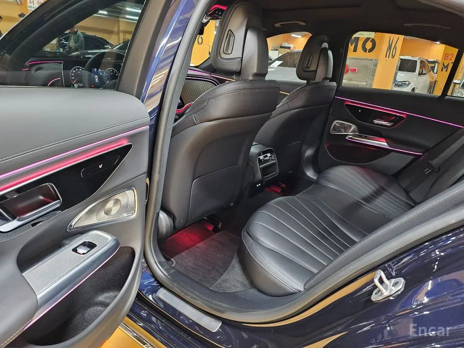 Фото 11 - Mercedes-Benz E-Class