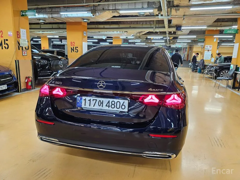 Фото 6 - Mercedes-Benz E-Class