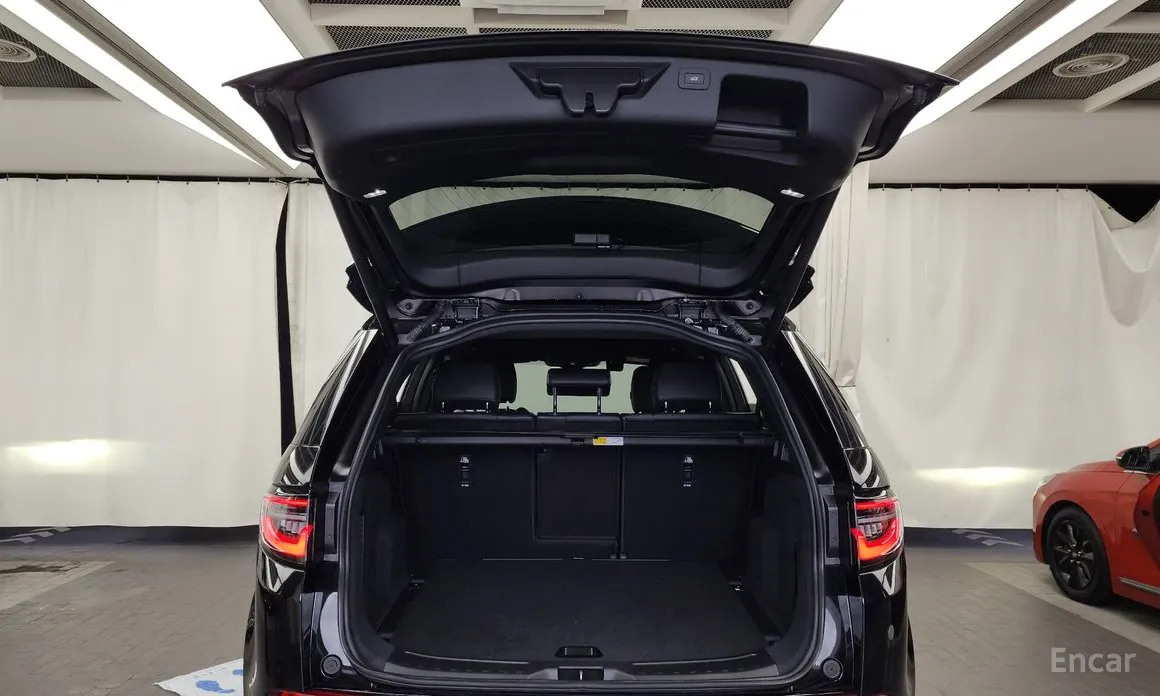 Фото 20 - Land Rover Discovery Sport