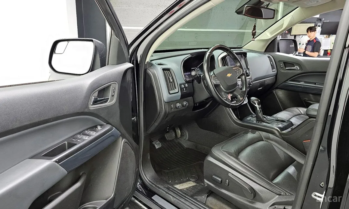 Фото 10 - Chevrolet Colorado