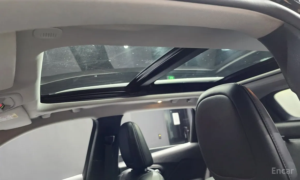 Фото 19 - Jeep Cherokee