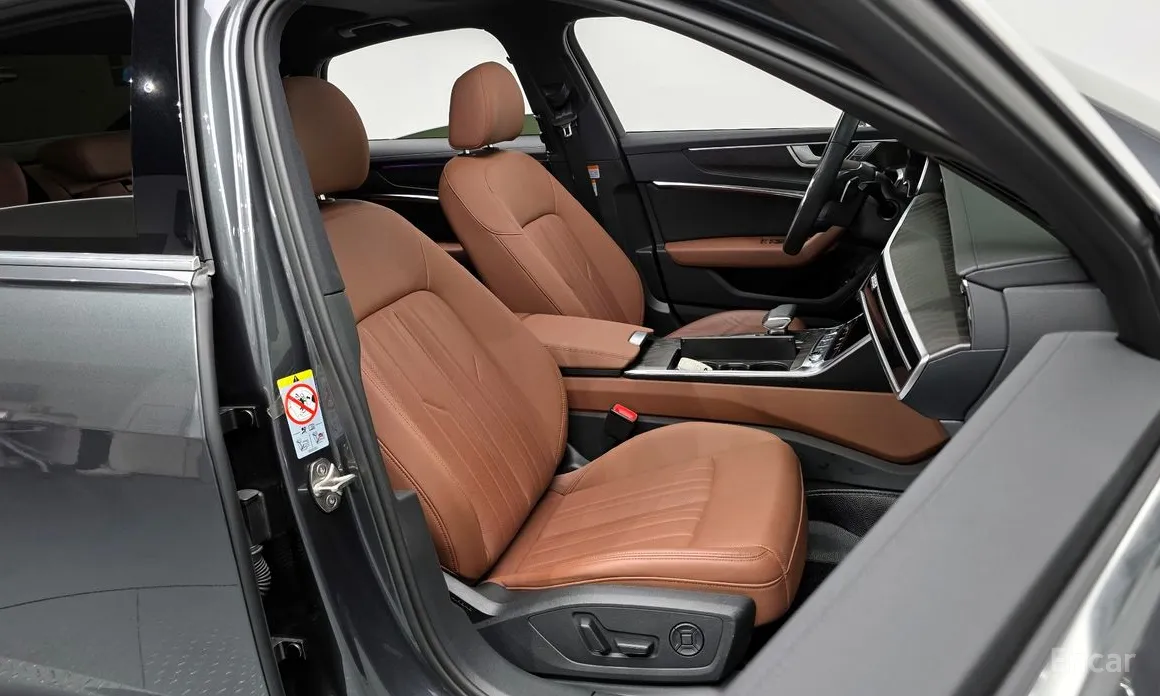 Фото 10 - Audi A6