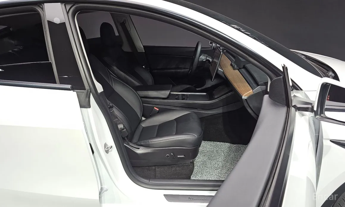 Фото 12 - Tesla Model Y