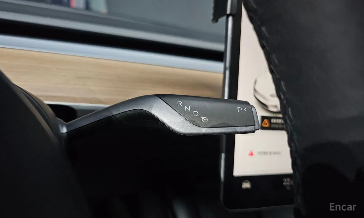 Фото 9 - Tesla Model Y