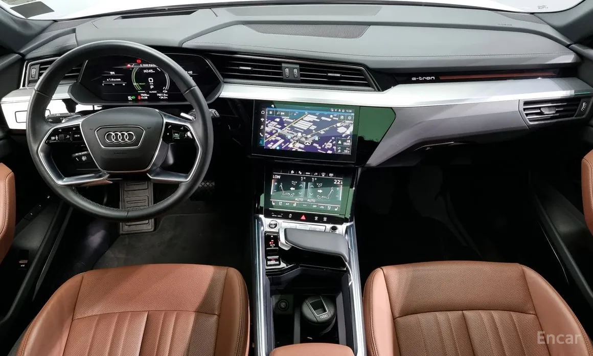 Фото 7 - Audi Q8 e-tron