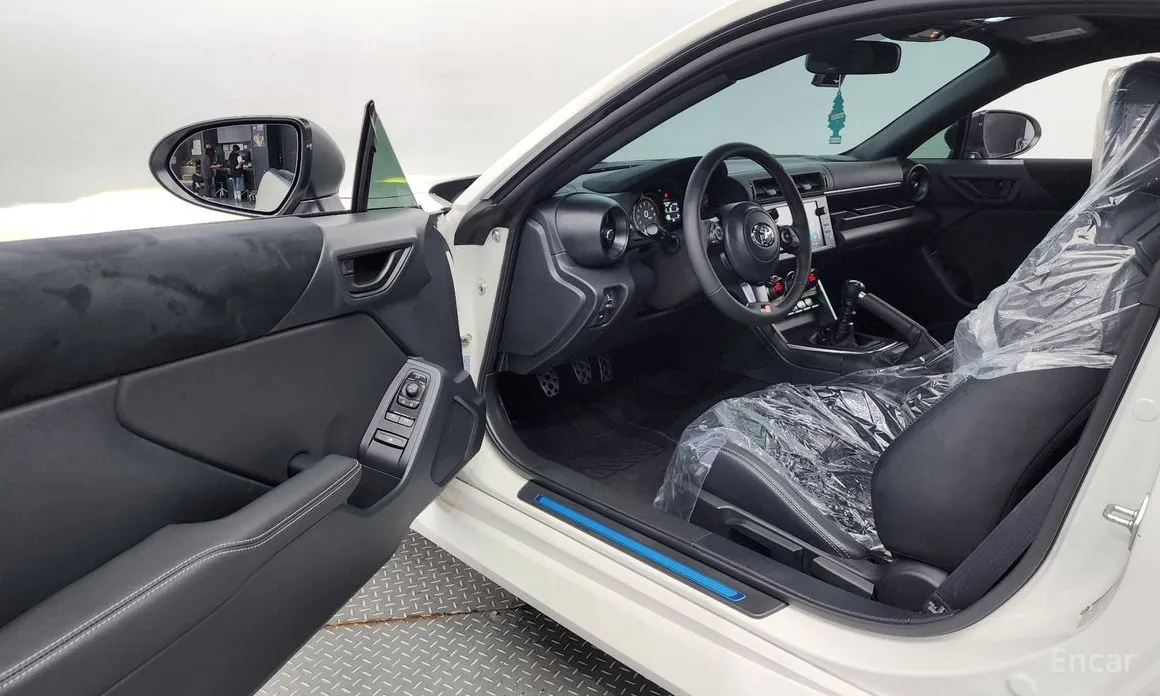 Фото 10 - Toyota 86