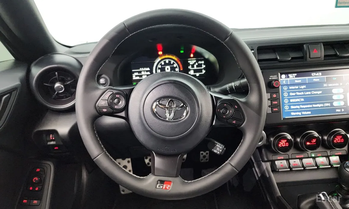 Фото 13 - Toyota 86