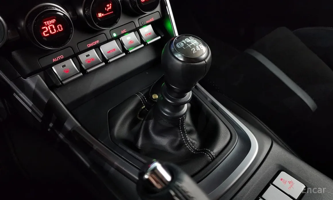 Фото 9 - Toyota 86