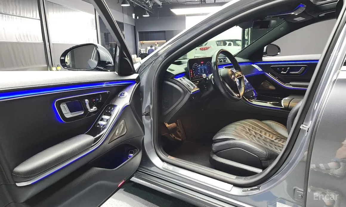 Фото 10 - Mercedes-Benz S-Class