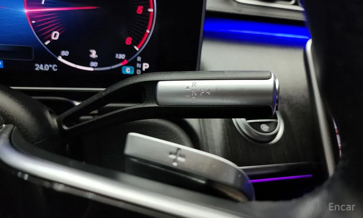 Фото 9 - Mercedes-Benz S-Class