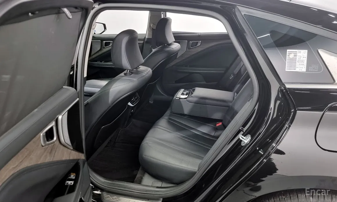 Фото 11 - Kia K8