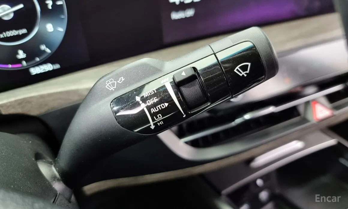 Фото 15 - Kia K8