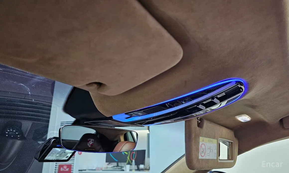 Фото 17 - Porsche Panamera