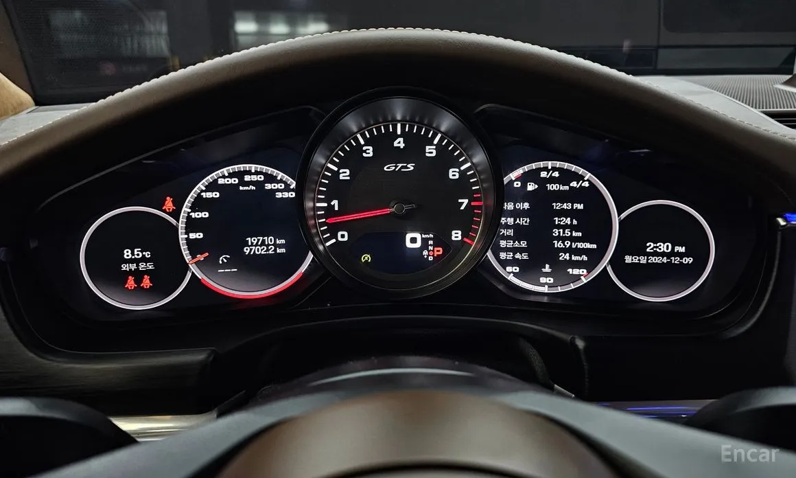 Фото 8 - Porsche Panamera