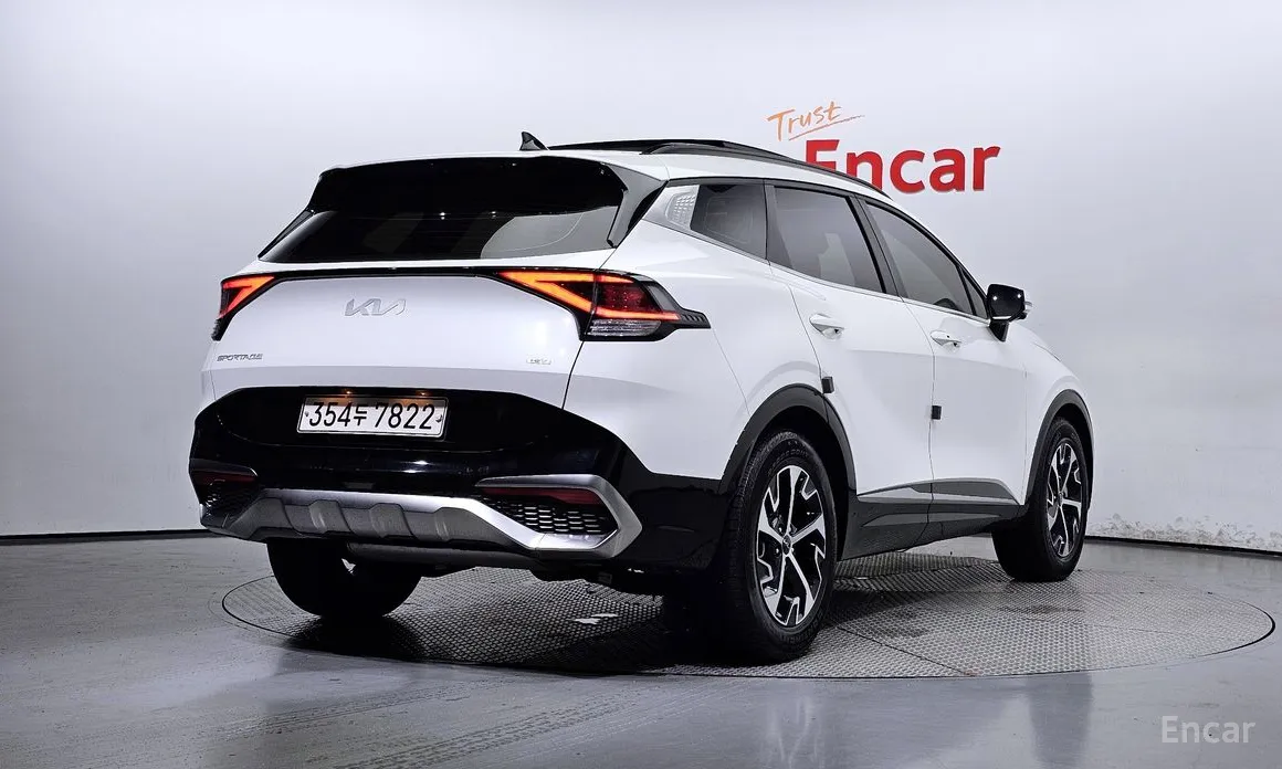 Фото 2 - Kia Sportage