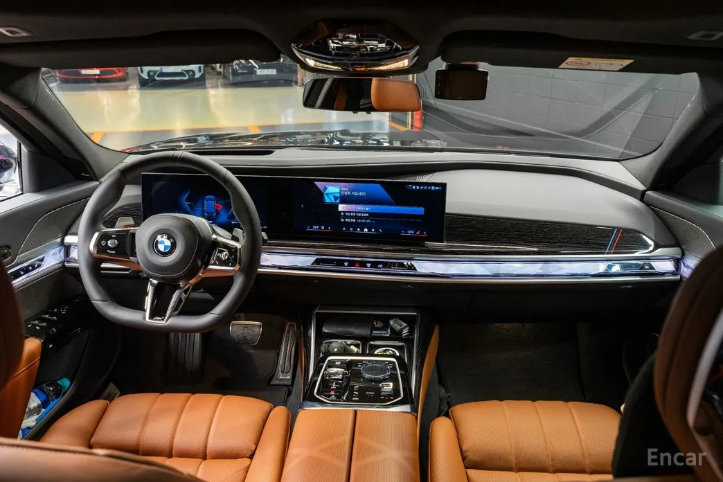 Фото 6 - BMW 7 Series