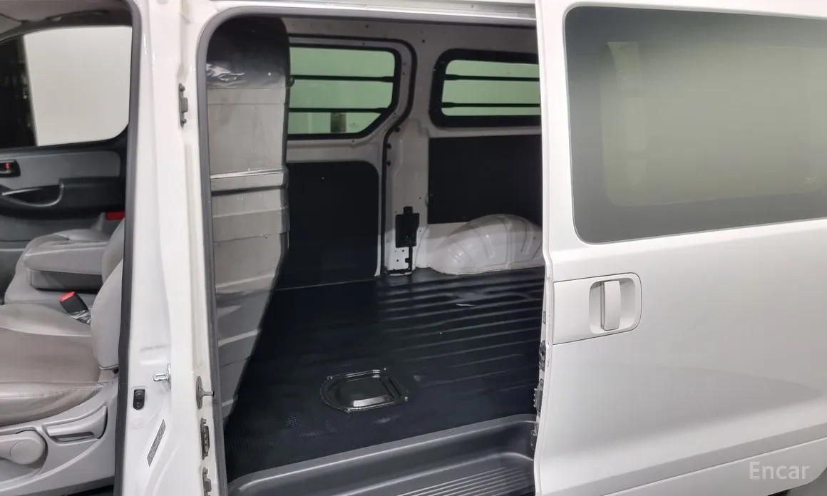 Фото 11 - Hyundai Starex