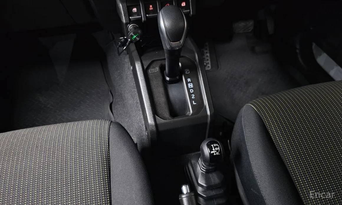 Фото 9 - Suzuki Jimny