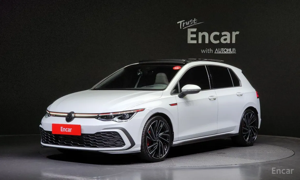 Фото 1 - Volkswagen Golf