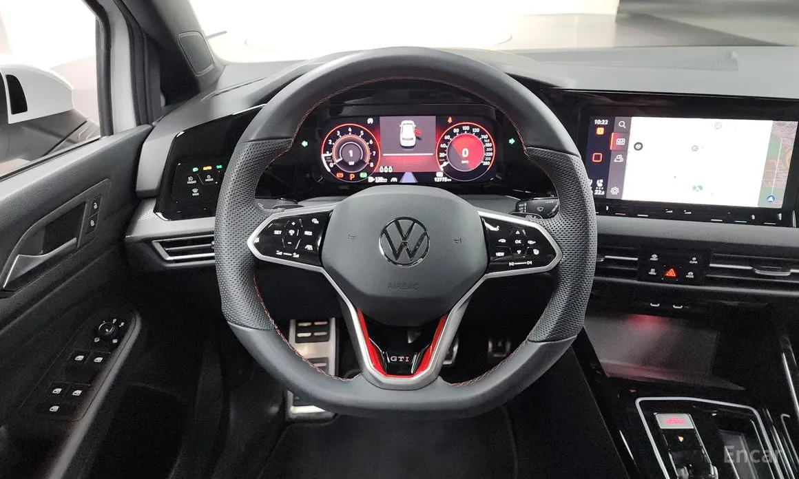 Фото 13 - Volkswagen Golf