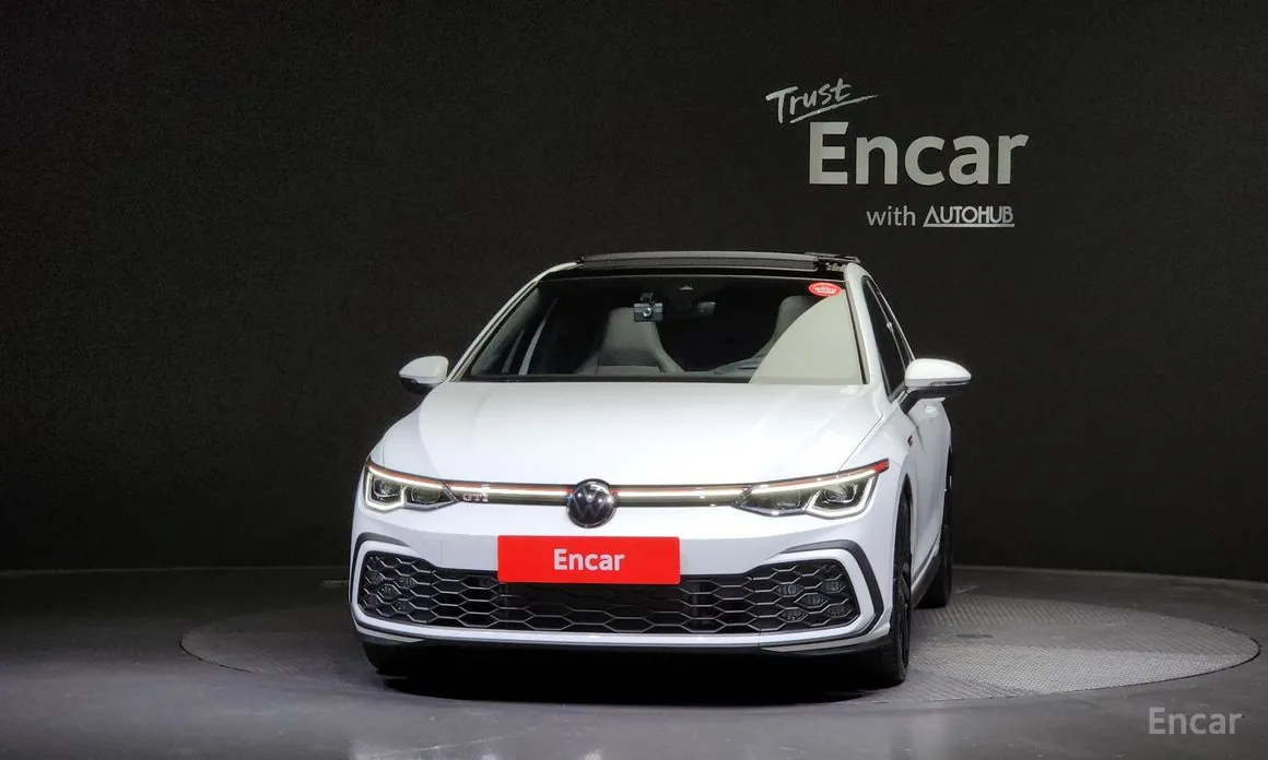 Фото 3 - Volkswagen Golf