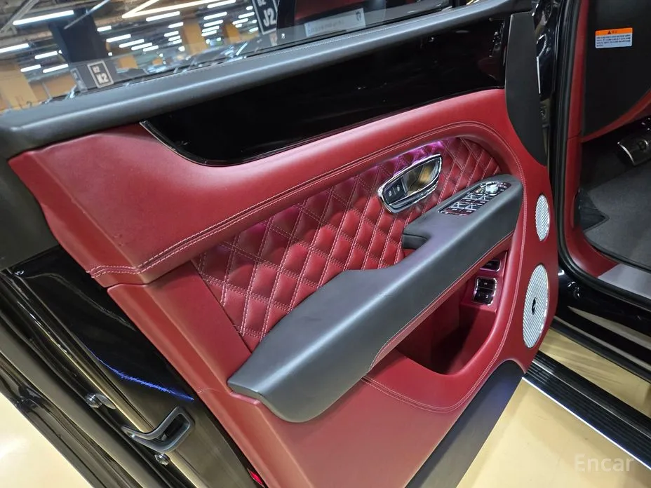 Фото 4 - Bentley Bentayga