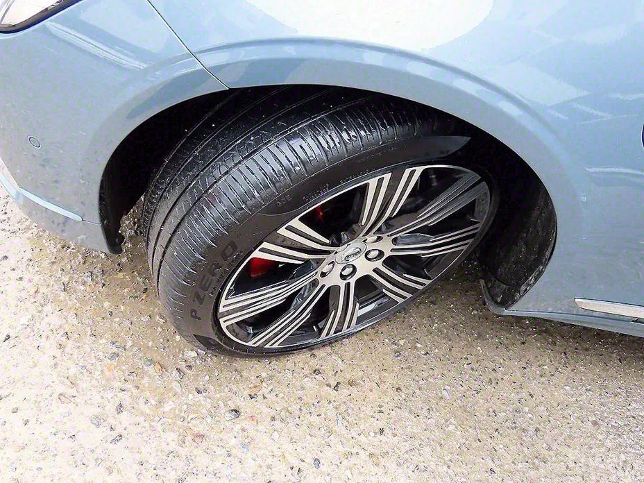 Фото 20 - Volvo S90