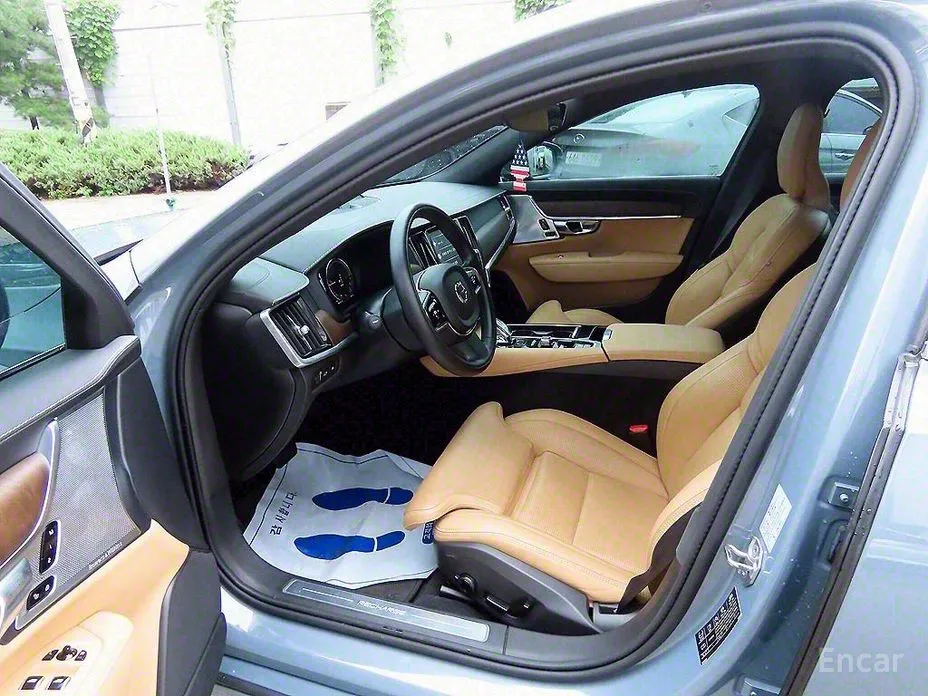 Фото 5 - Volvo S90