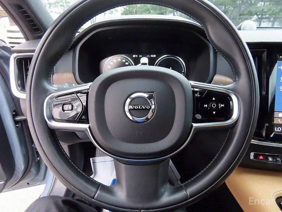 Фото 8 - Volvo S90