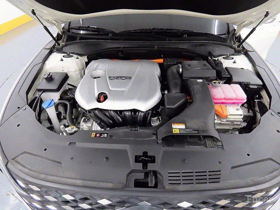 Фото 19 - Hyundai Grandeur