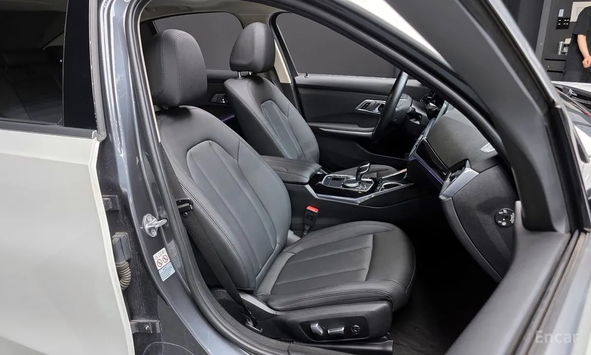 Фото 12 - BMW 3 Series