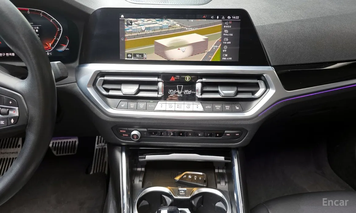 Фото 18 - BMW 3 Series