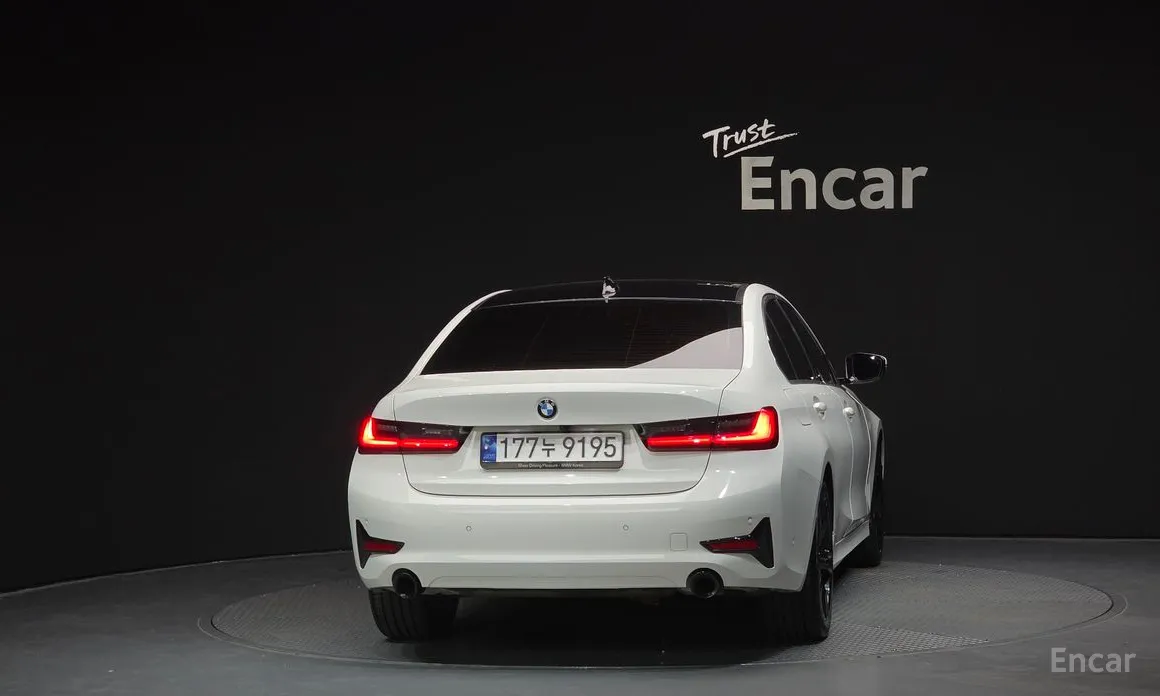 Фото 4 - BMW 3 Series