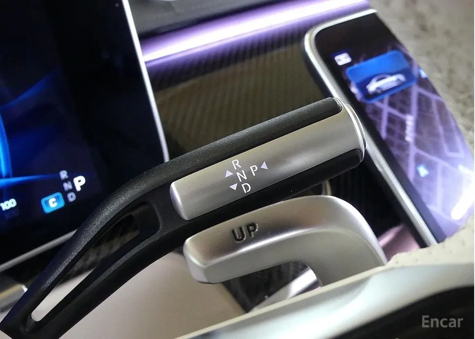 Фото 9 - Mercedes-Benz S-Class