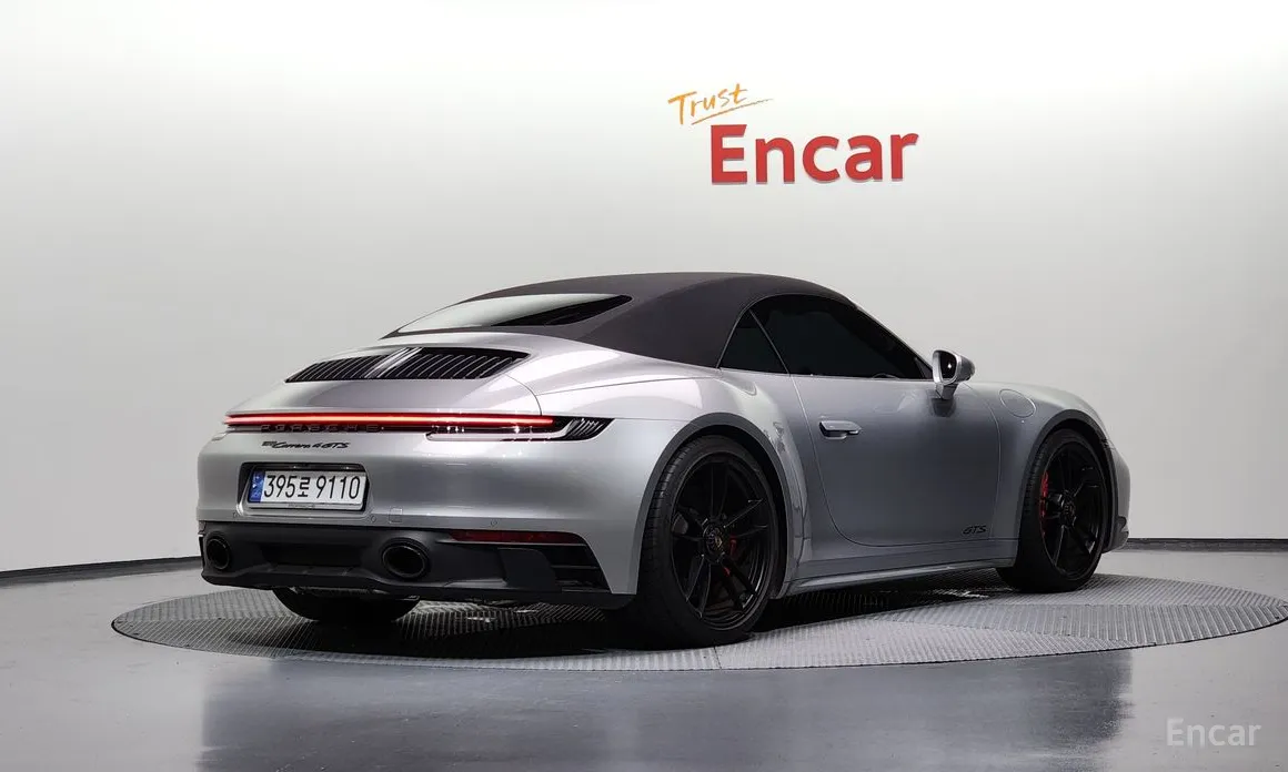 Фото 2 - Porsche 911