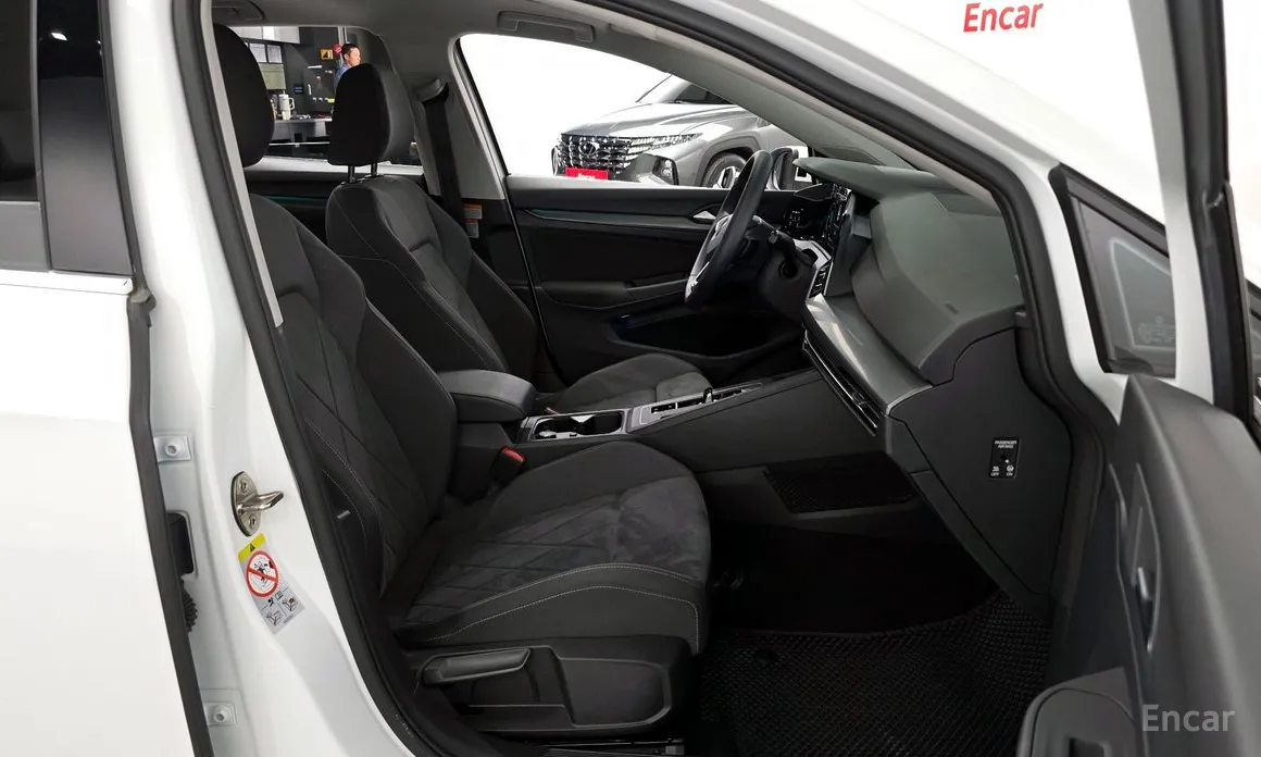 Фото 11 - Volkswagen Golf