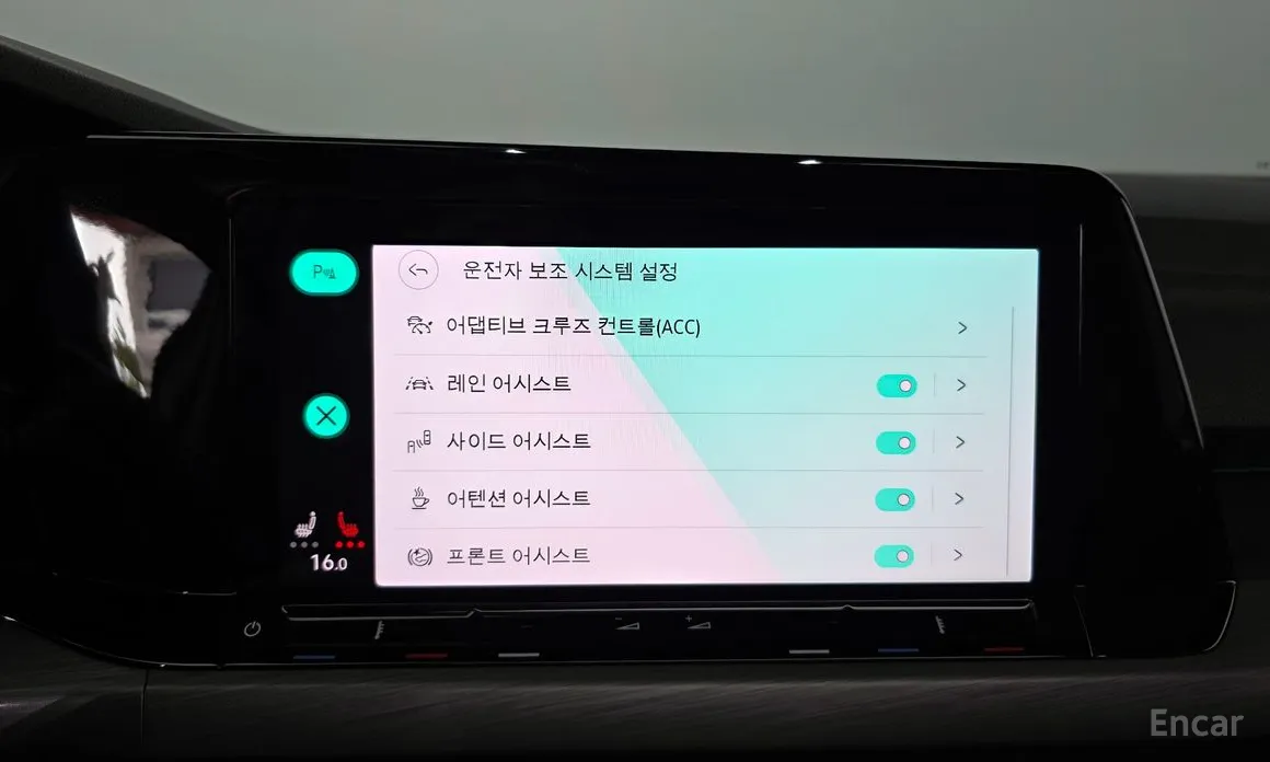 Фото 16 - Volkswagen Golf