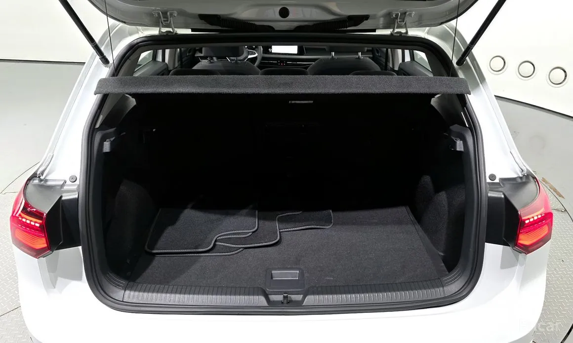 Фото 20 - Volkswagen Golf