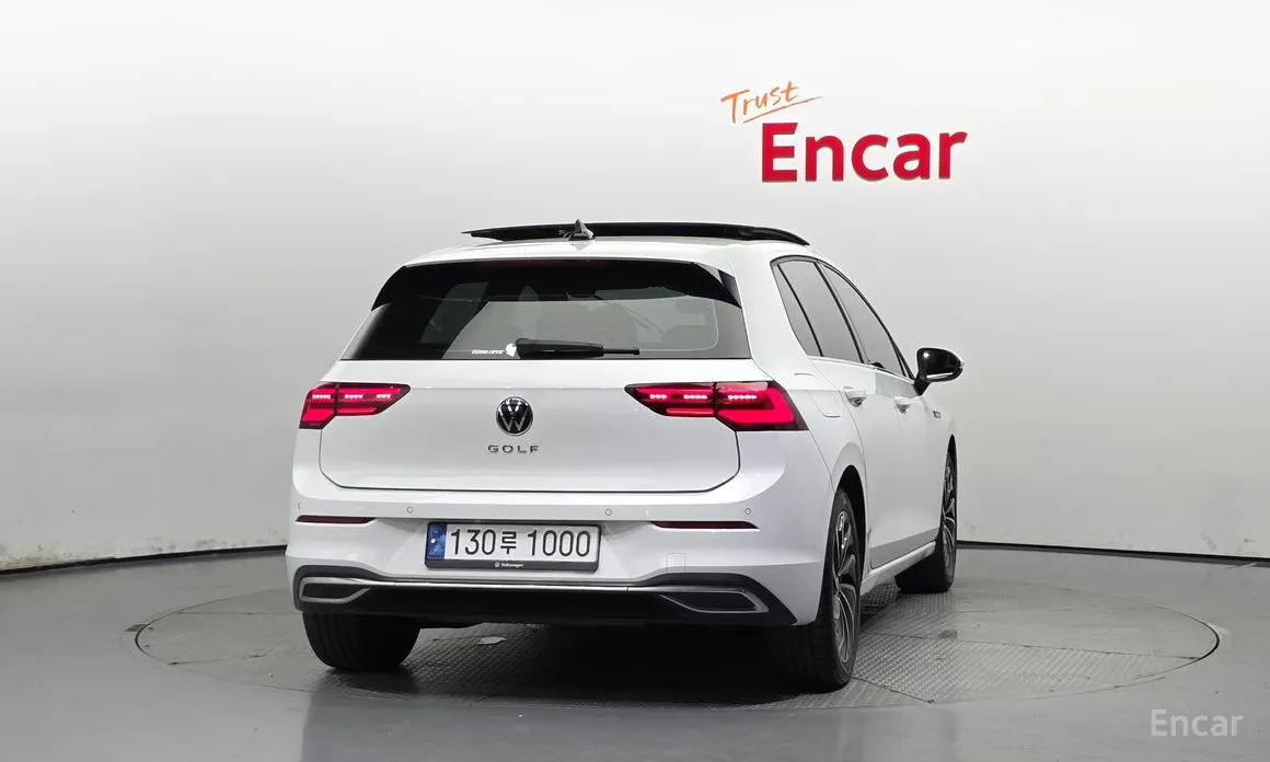 Фото 4 - Volkswagen Golf