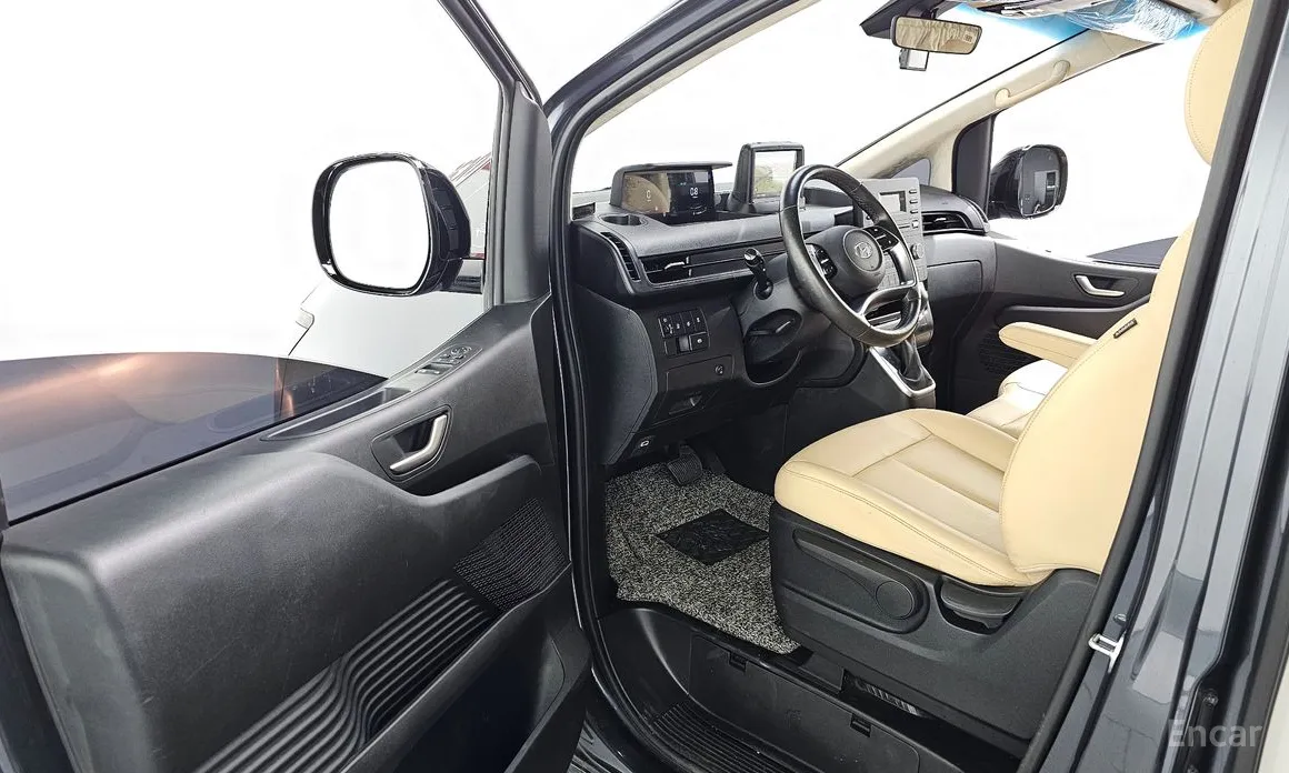 Фото 10 - Hyundai Staria