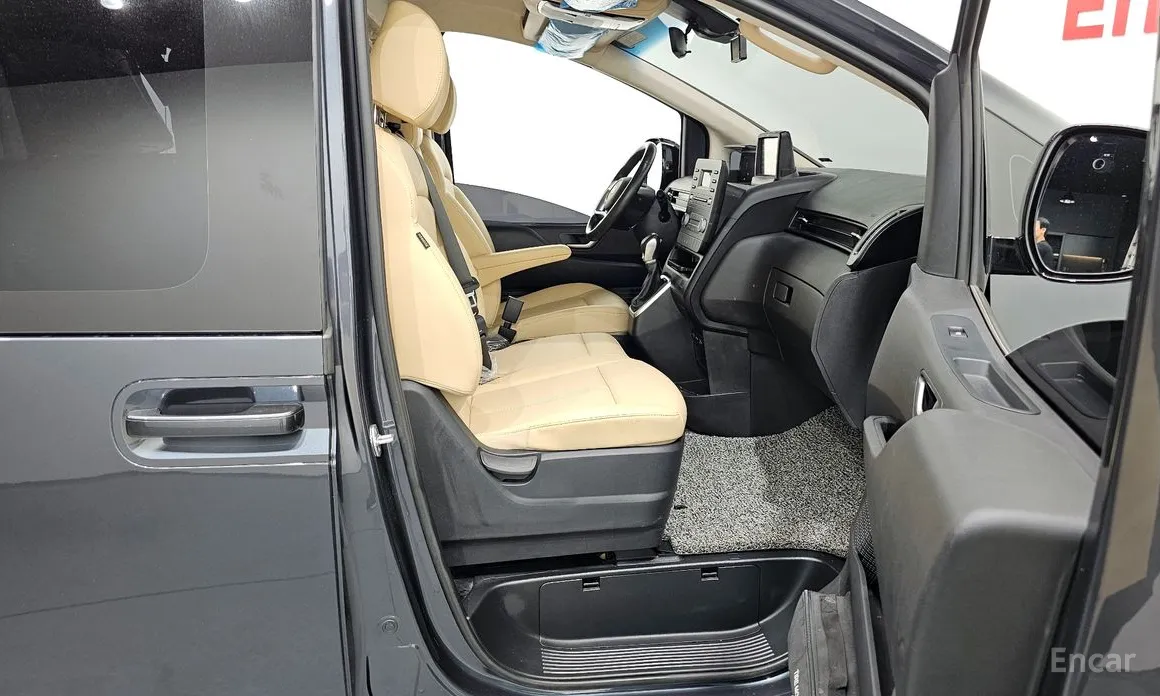 Фото 11 - Hyundai Staria