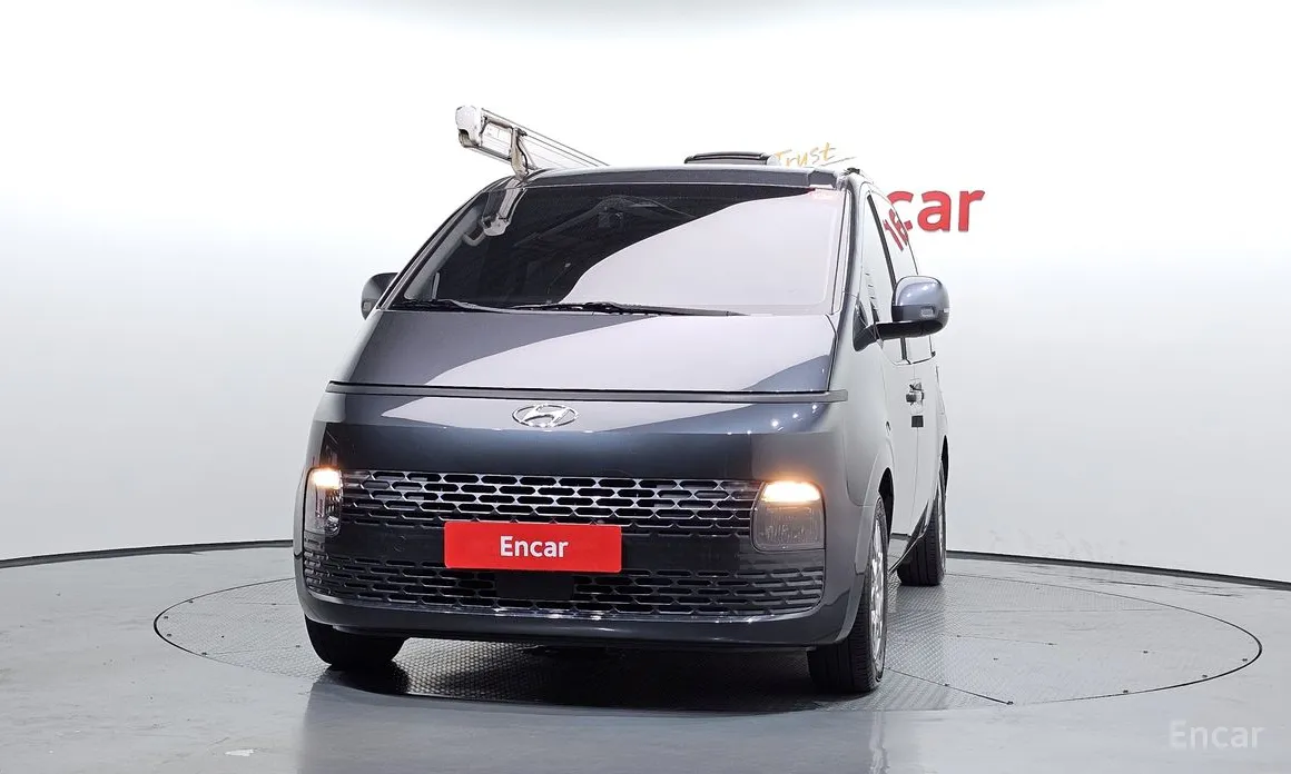 Фото 3 - Hyundai Staria